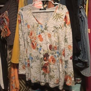Meritt Gray Floral V-Neck Top
